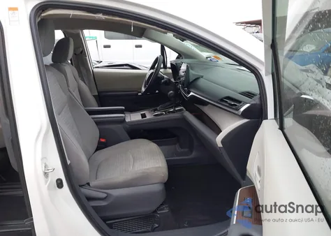 2021 Toyota Sienna Le из США, поврежденный, VIN 5TDKRKEC9MS056647